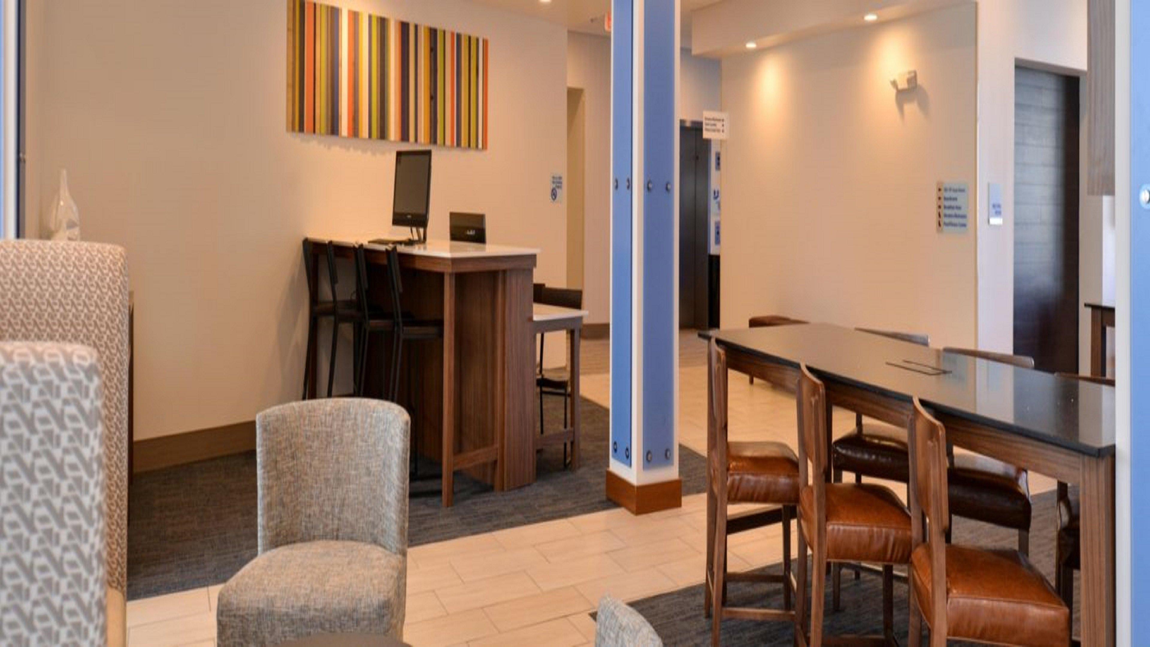 Holiday Inn Express & Suites - Southgate - Detroit Area, An Ihg Hotel Екстериор снимка