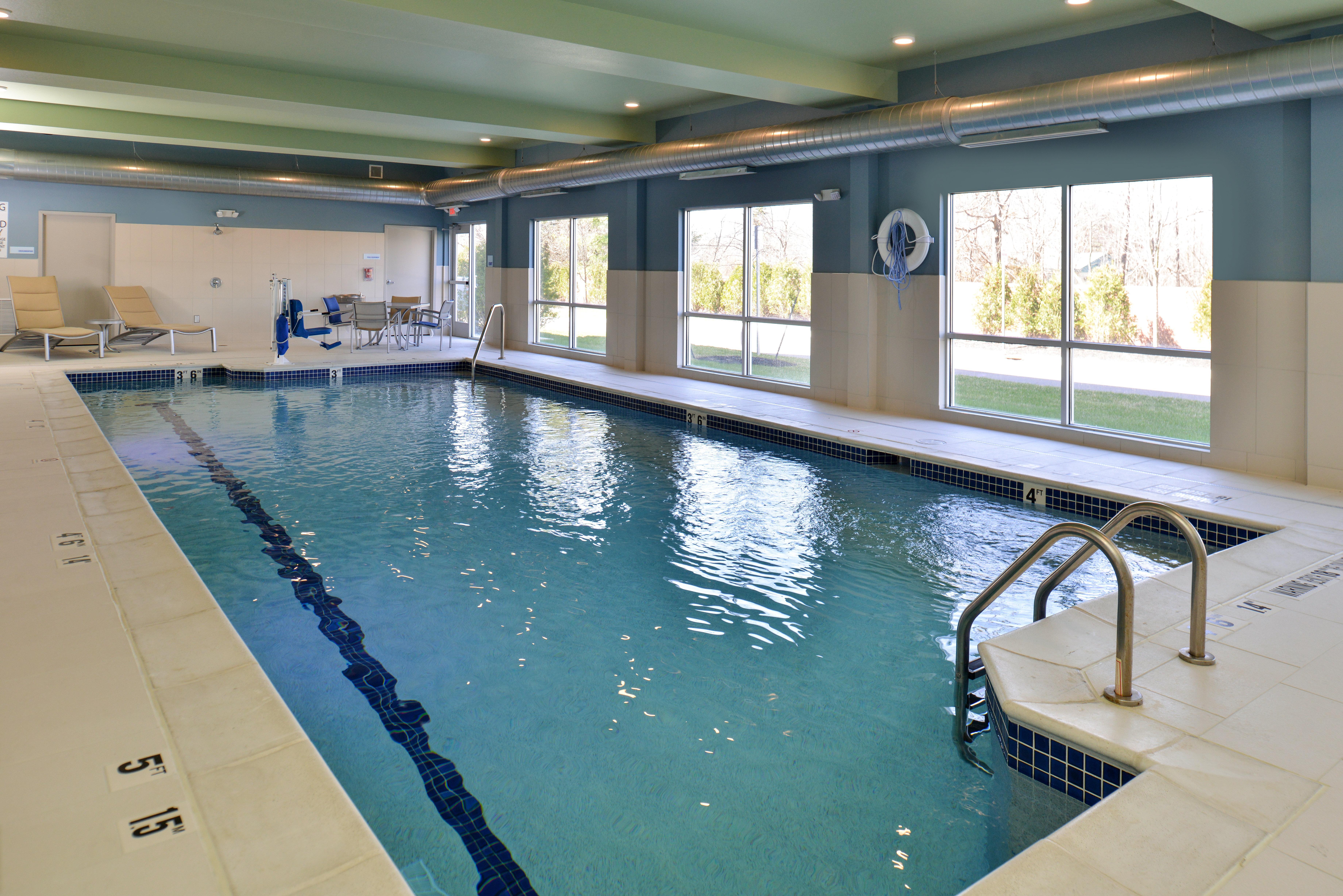 Holiday Inn Express & Suites - Southgate - Detroit Area, An Ihg Hotel Екстериор снимка